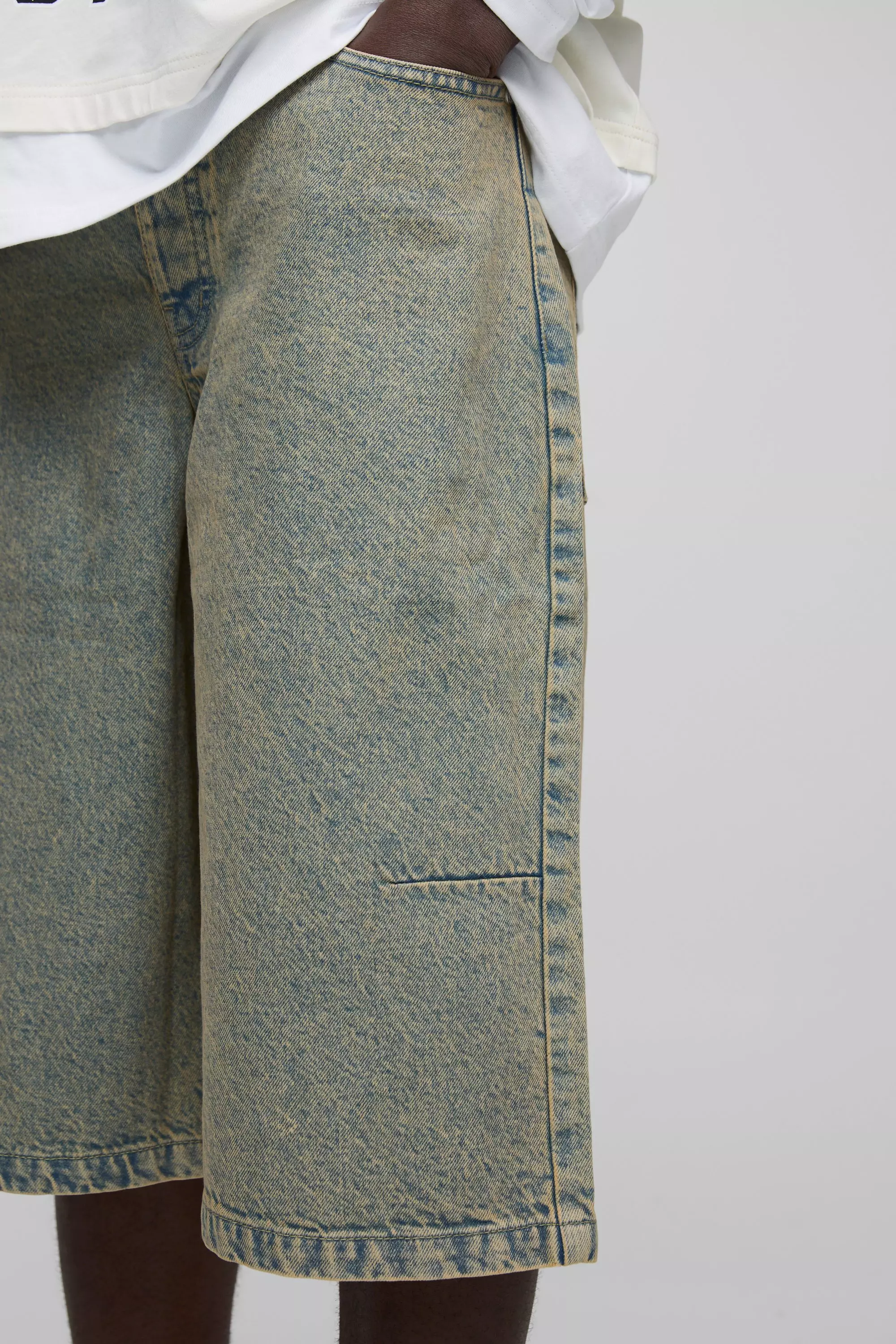 Longline Antique Wash Denim Jorts | boohooMAN USA